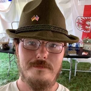 Meet your Posher, Joe